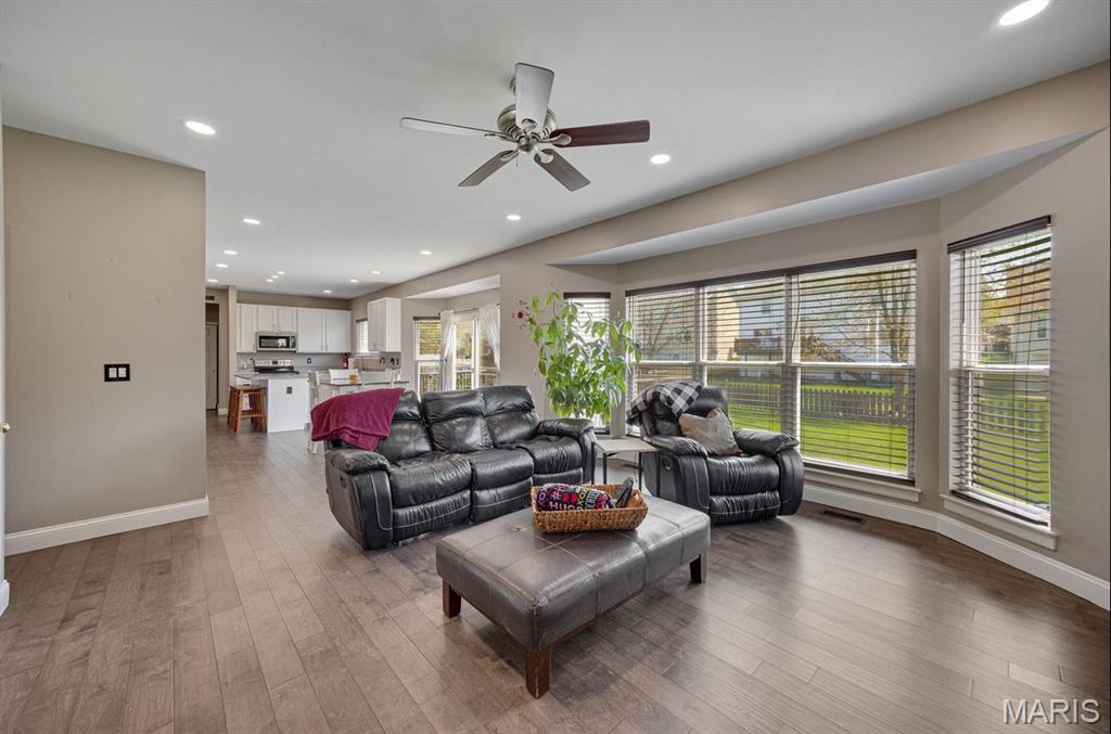 1218 Cold Spring Drive Property Photo 6