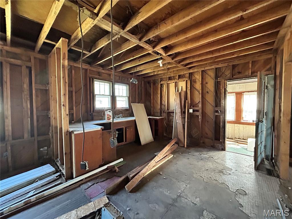 132 Virginia Street Property Photo 8