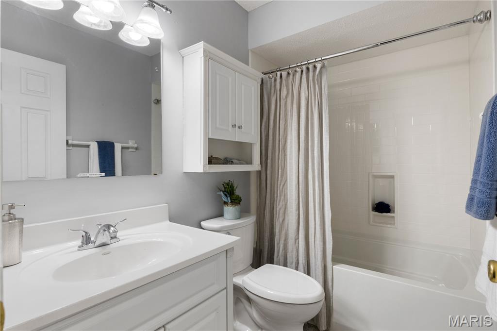 505 Treetop Village Drive Property Photo 21