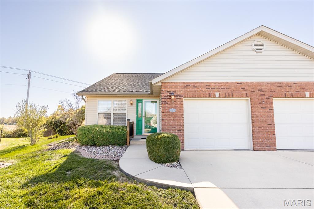 10904 Kentfield Drive