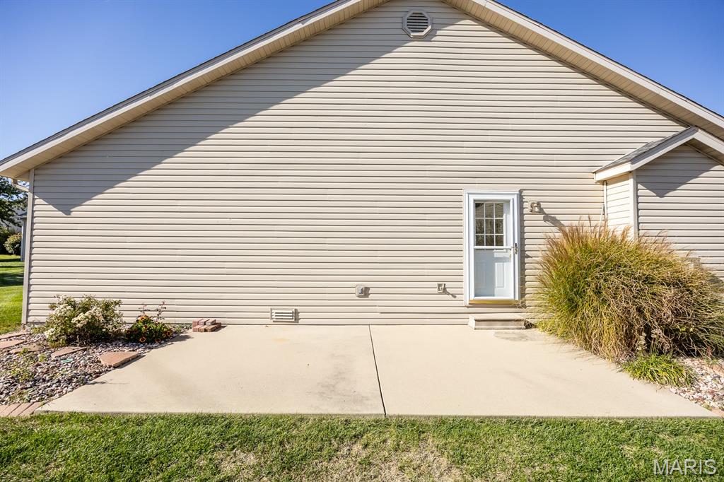 10904 Kentfield Drive Property Photo 15