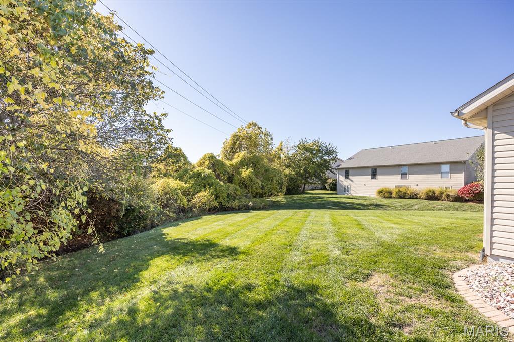 10904 Kentfield Drive Property Photo 16