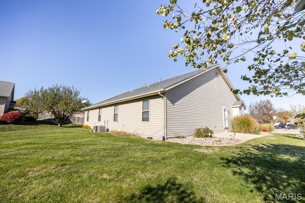 10904 Kentfield Drive Property Photo 17