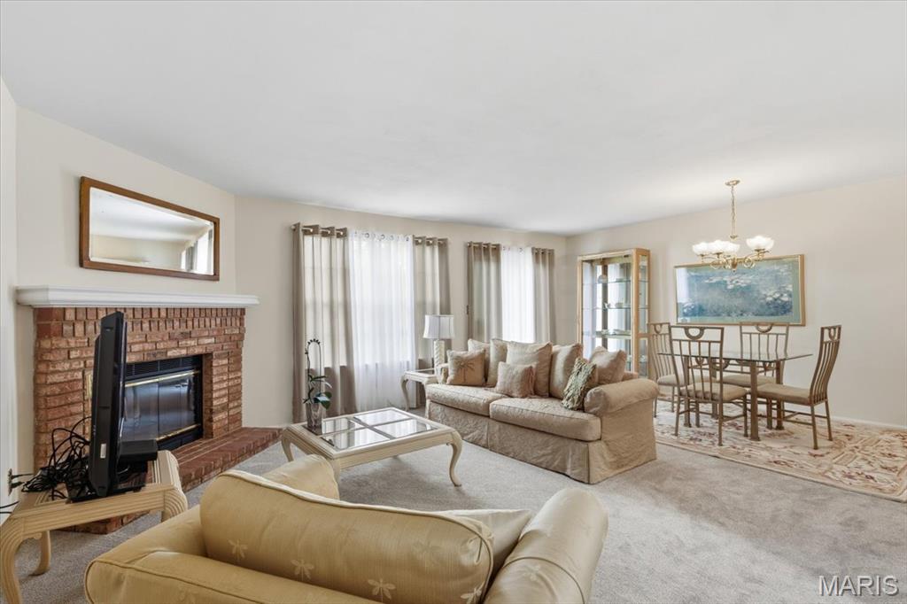 11958 Autumn Lakes Drive Property Photo 4