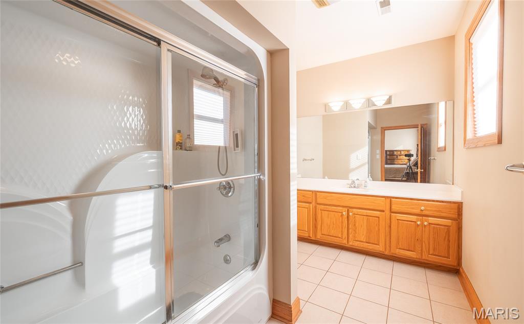 1575 Madison 220 Property Photo 52