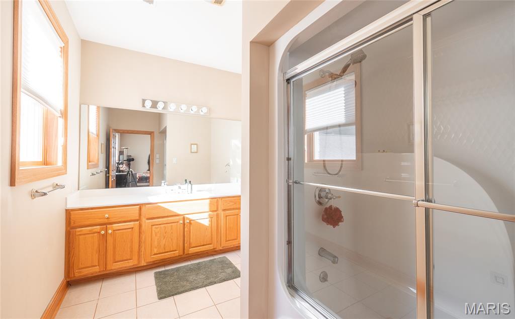 1575 Madison 220 Property Photo 55