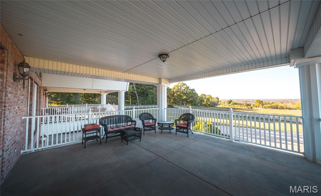 1575 Madison 220 Property Photo 81