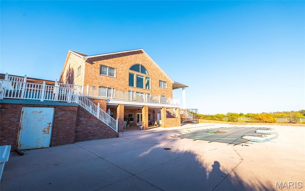 1575 Madison 220 Property Photo 87