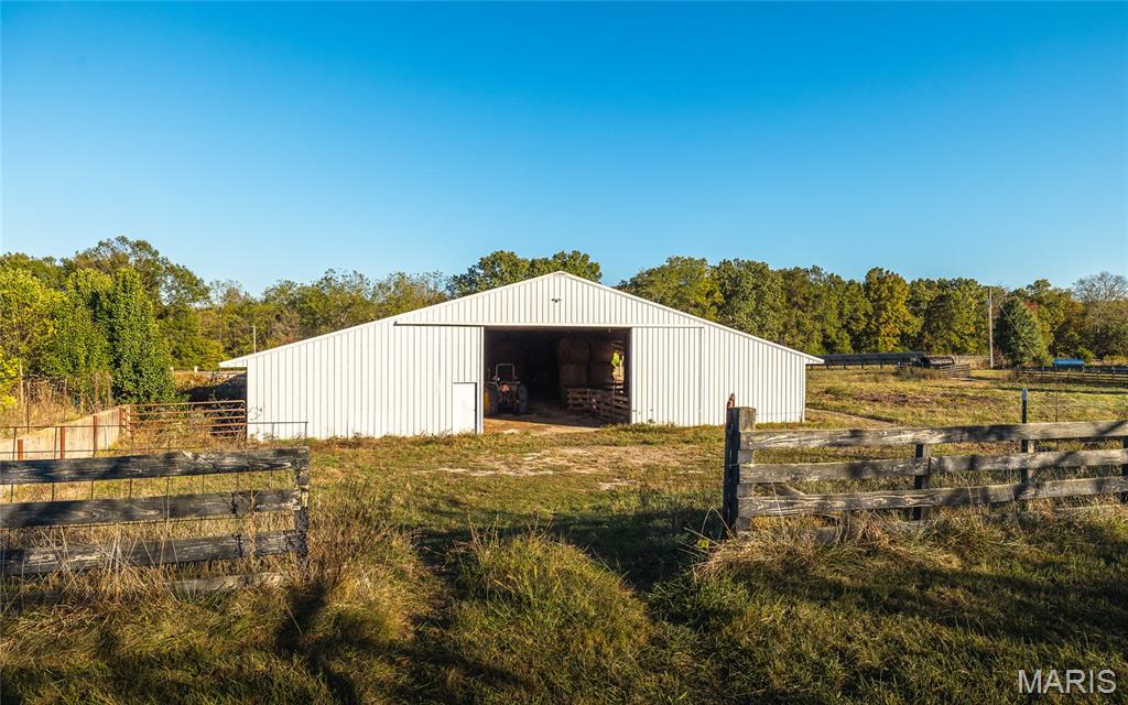 1575 Madison 220 Property Photo 89