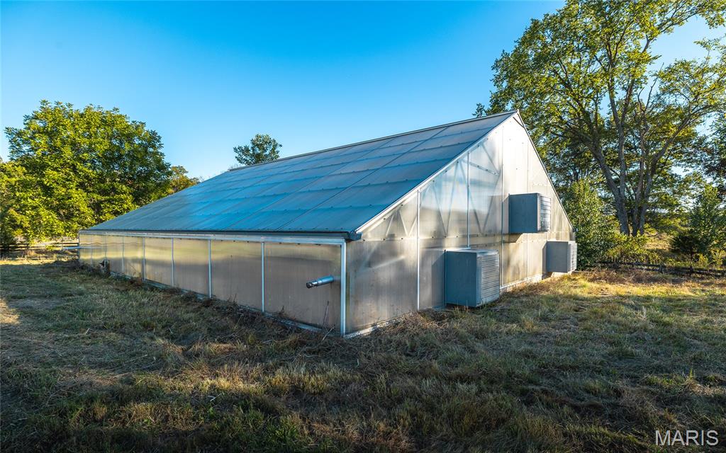 1575 Madison 220 Property Photo 95