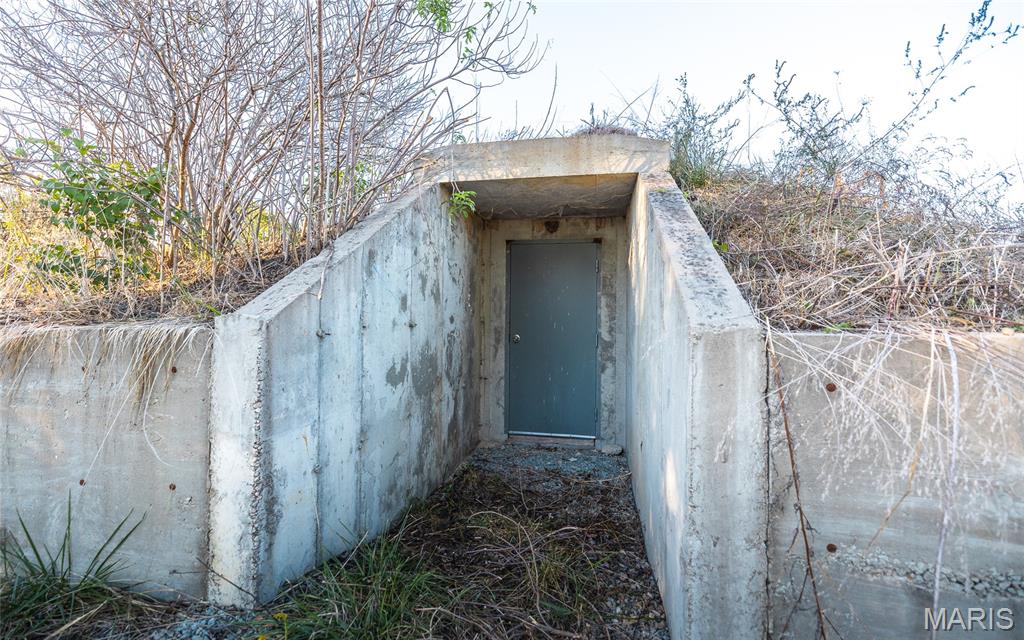 1575 Madison 220 Property Photo 99