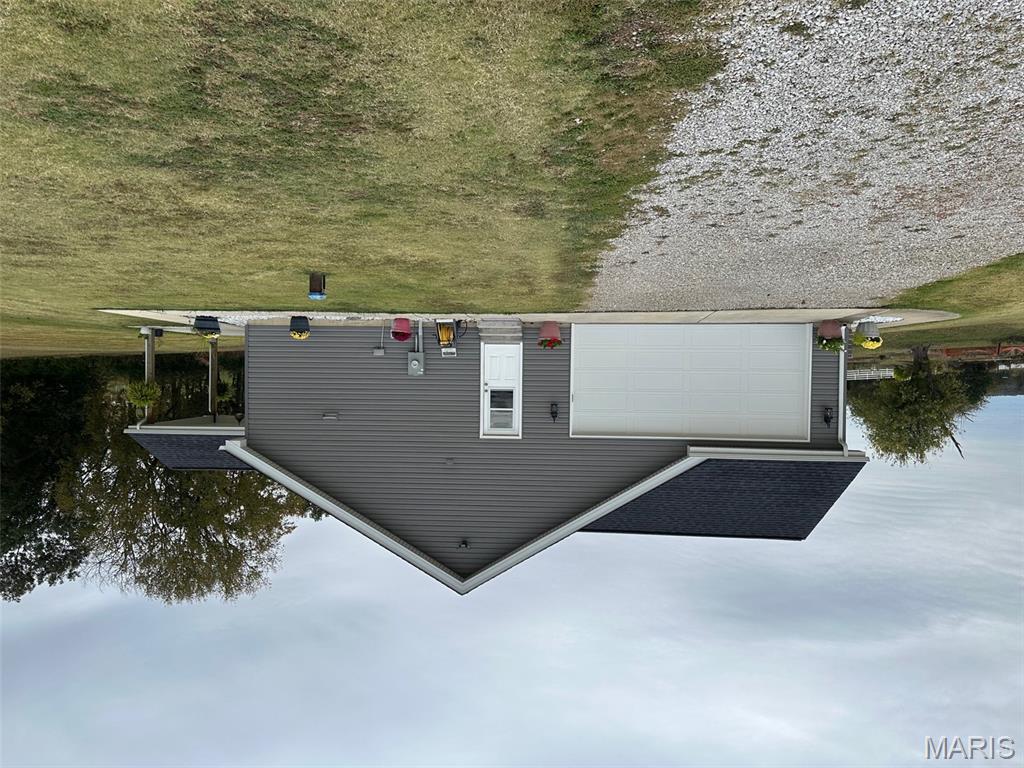 1067 Highway F Property Photo 4