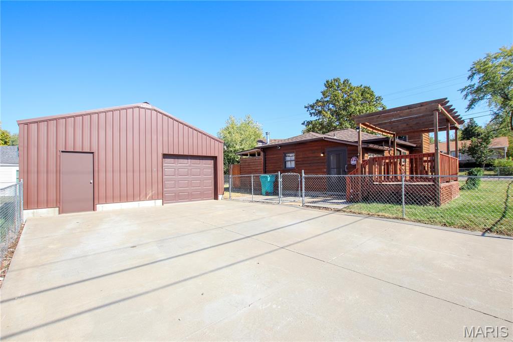 105 Grigsby Street Property Photo 1