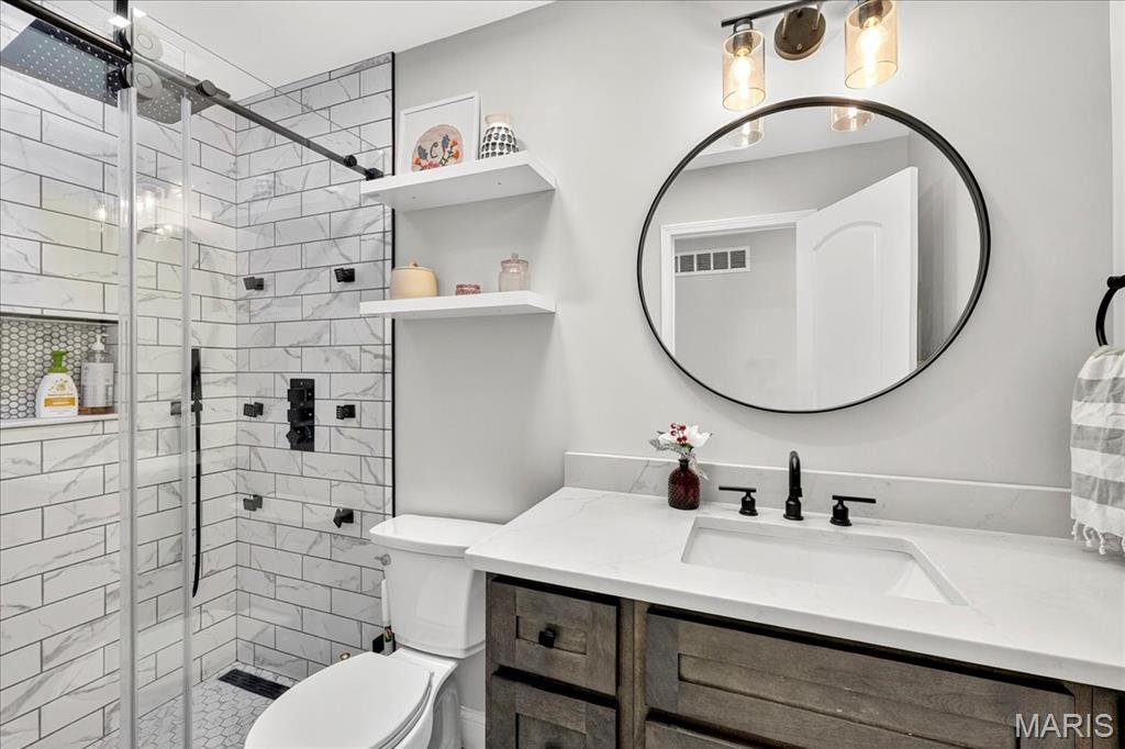 2551 Forest Leaf Parkway Property Photo 10