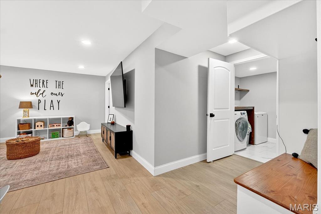 2551 Forest Leaf Parkway Property Photo 19