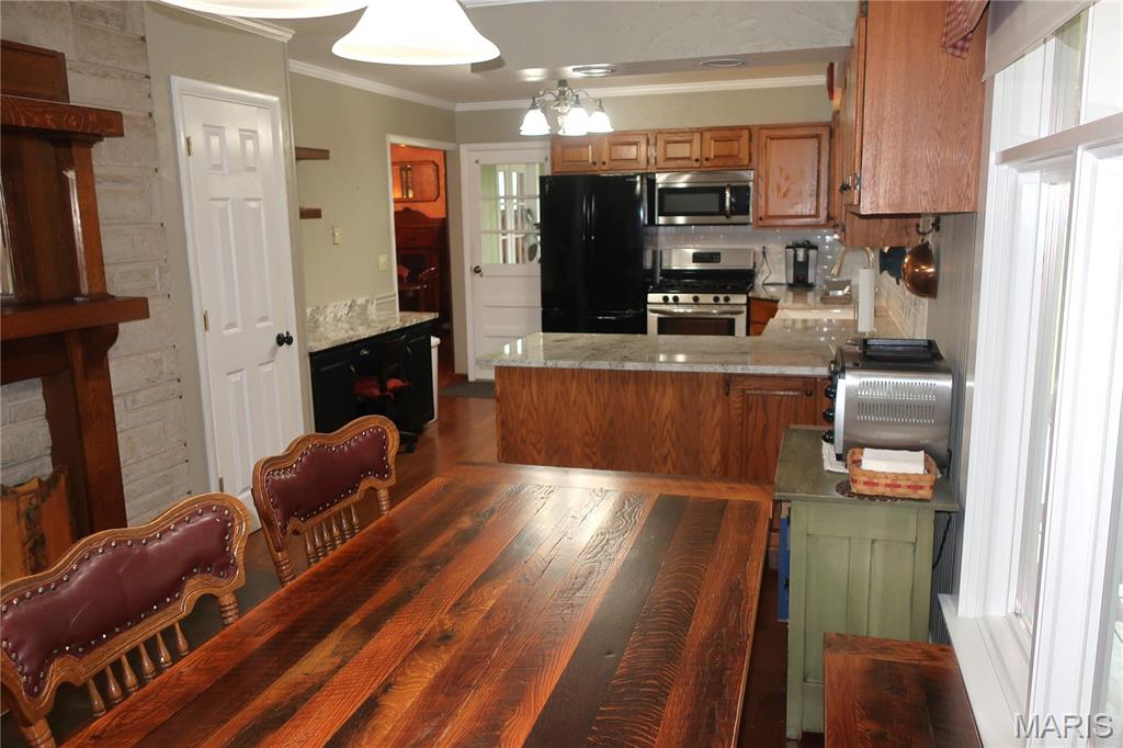 7860 Old State Route 21 Property Photo 9