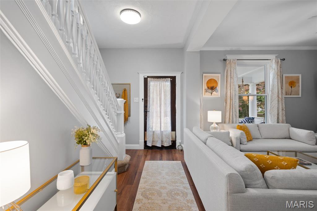 2855 Laclede Station Road Property Photo 9