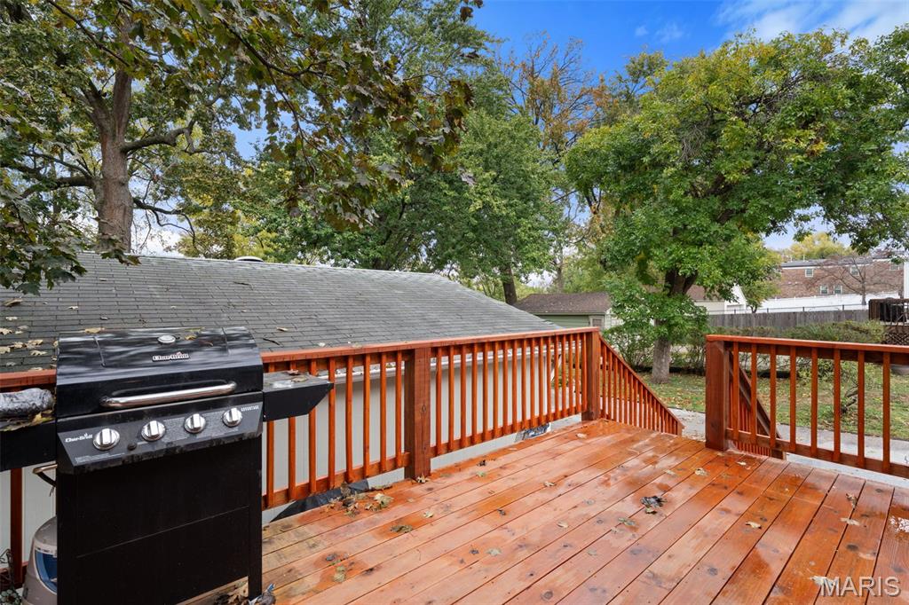 2855 Laclede Station Road Property Photo 22