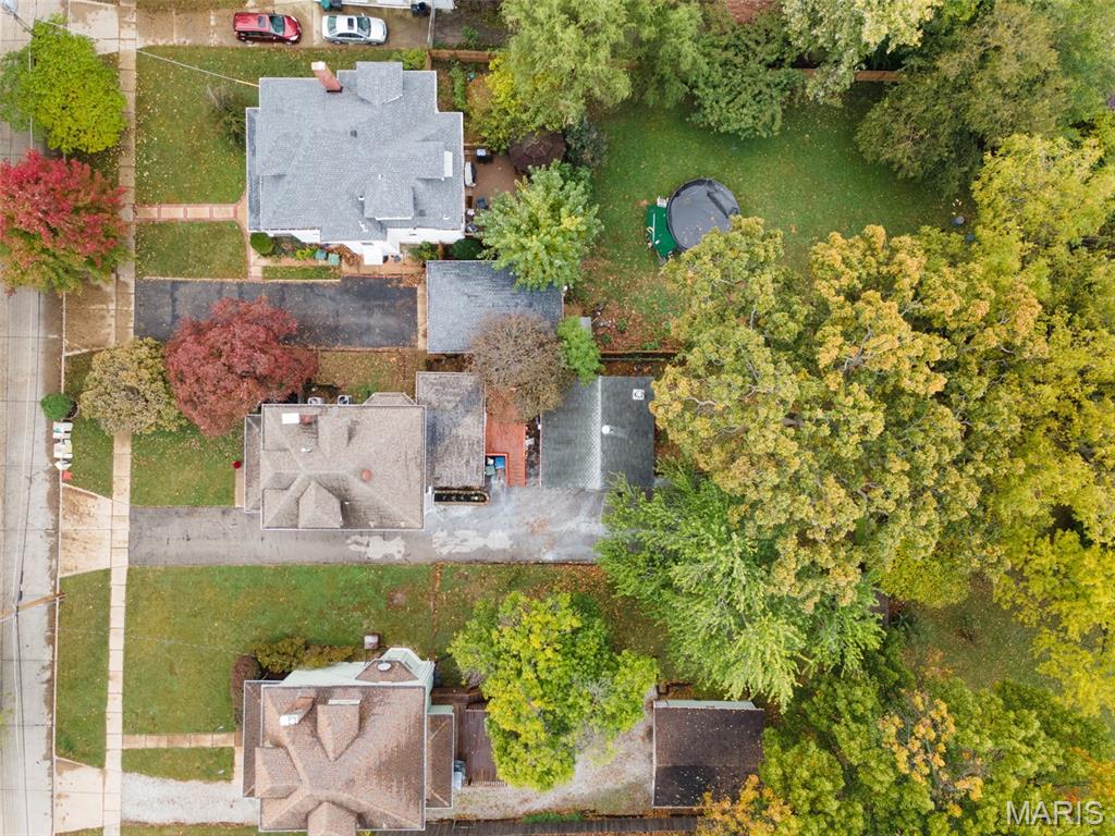 2855 Laclede Station Road Property Photo 27