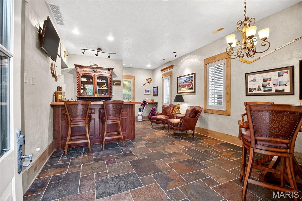 1042 Wings Road Property Photo 36