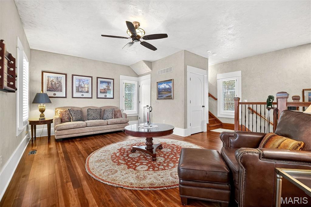 1042 Wings Road Property Photo 41