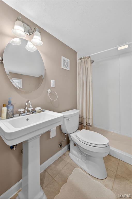 1235 Charlane Court Property Photo 32