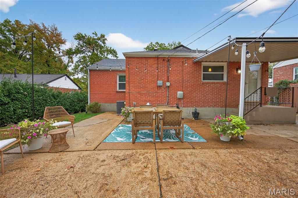 1235 Charlane Court Property Photo 34