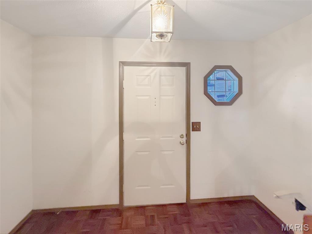 312 Crown Colony Court F Property Photo 5