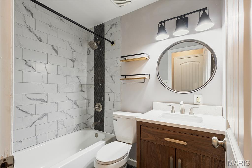 363 Novara Drive Property Photo 13