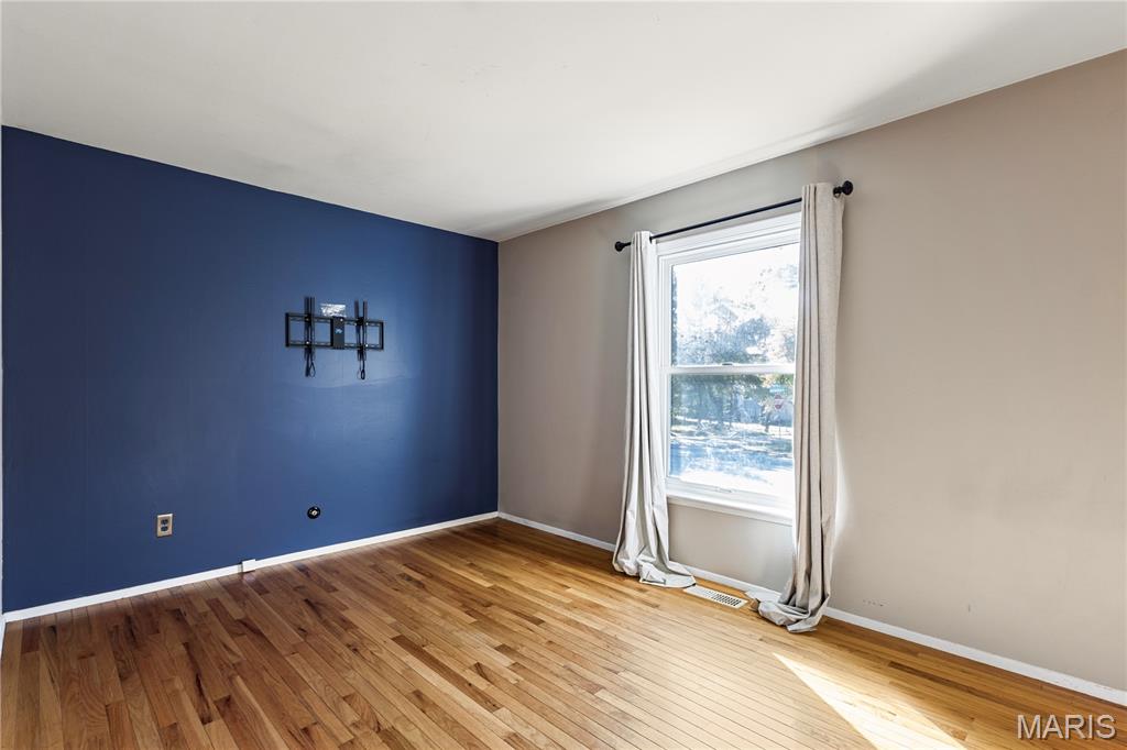 363 Novara Drive Property Photo 18