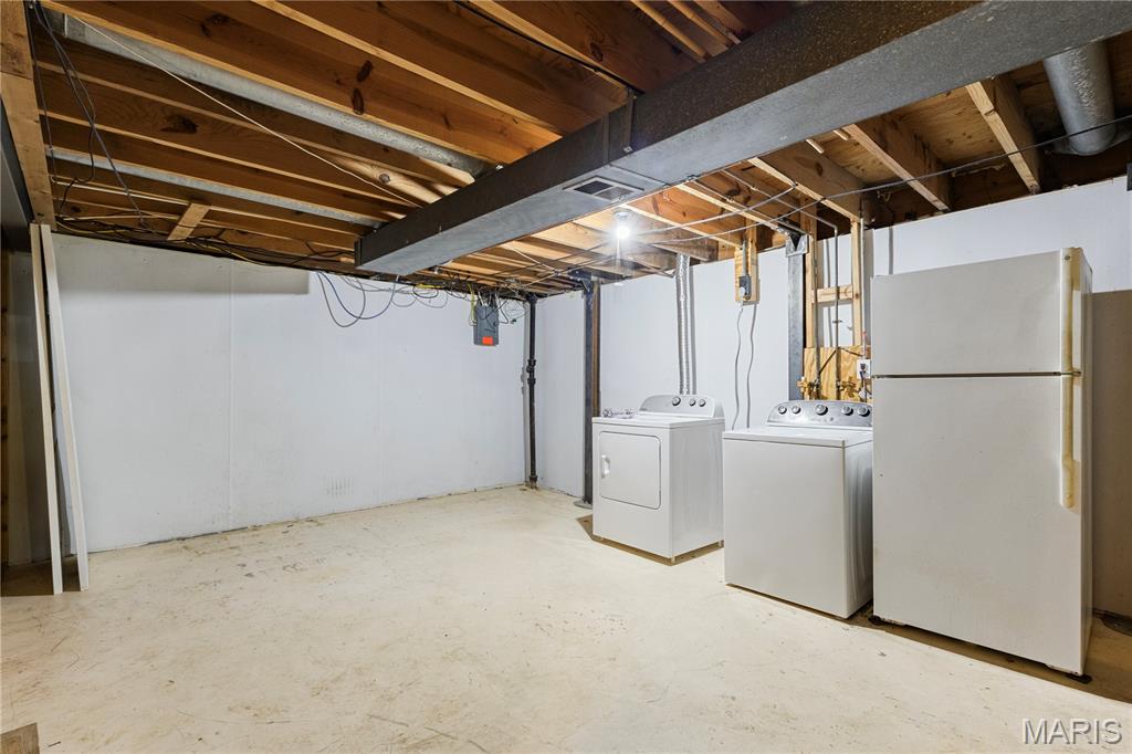 363 Novara Drive Property Photo 22