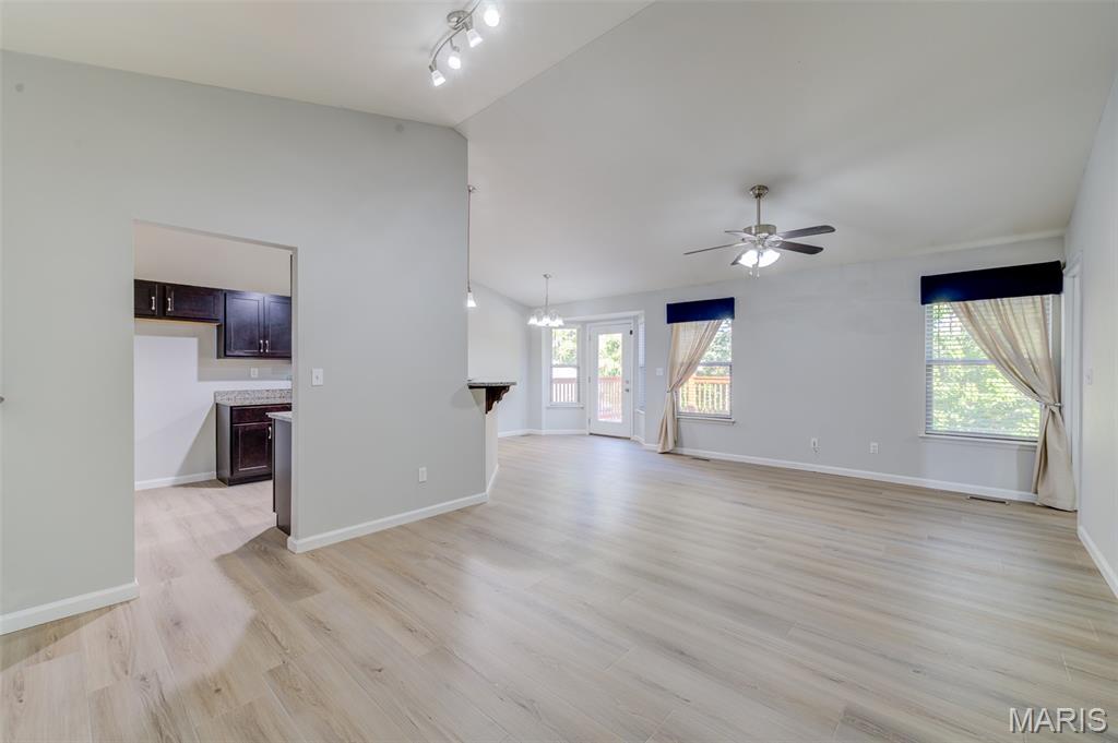 113 Auburn Court Property Photo 10