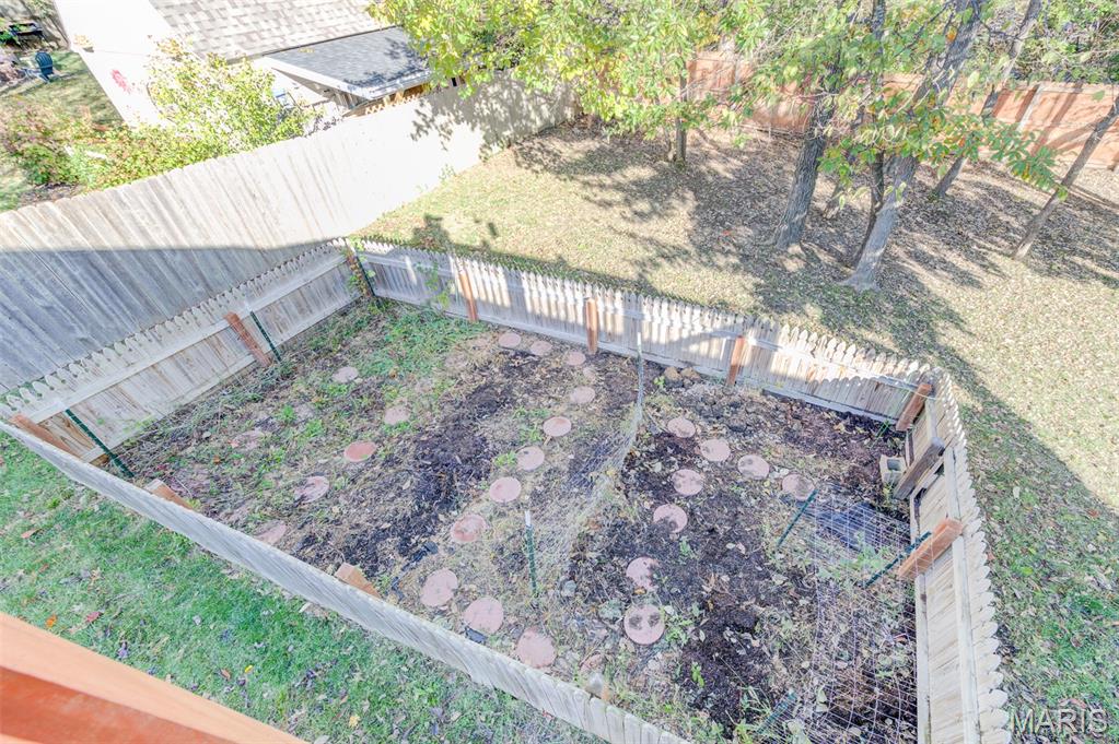 113 Auburn Court Property Photo 28