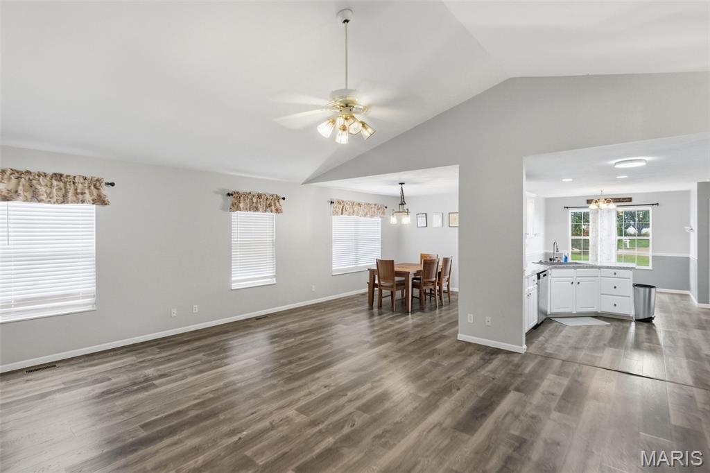 967 Hidden Cove Property Photo 6