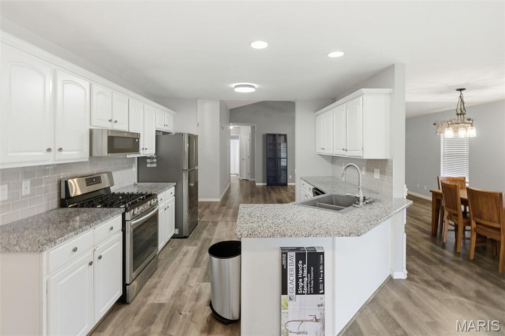 967 Hidden Cove Property Photo 13