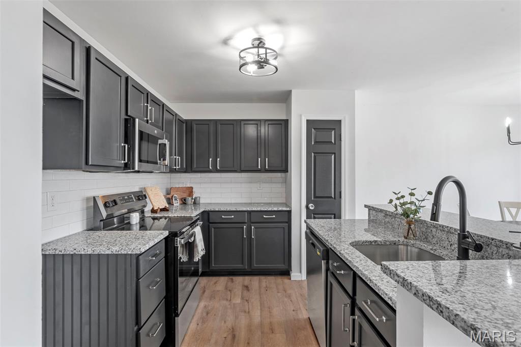 397 Montclair Tower Drive Property Photo 6