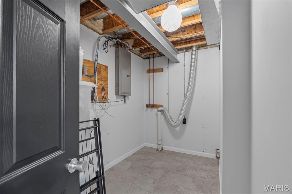 397 Montclair Tower Drive Property Photo 31