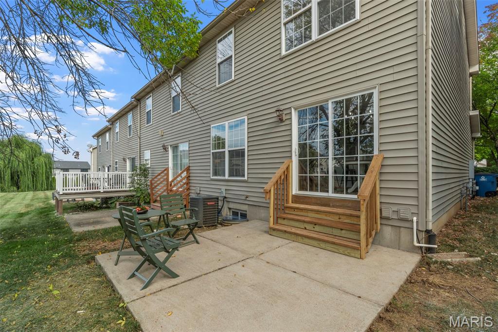 397 Montclair Tower Drive Property Photo 33