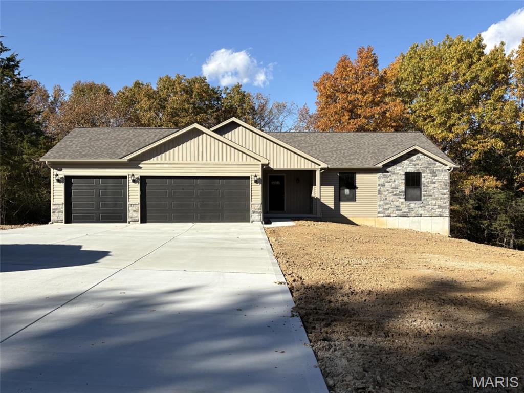 25156 Woodridge Drive Property Photo 1