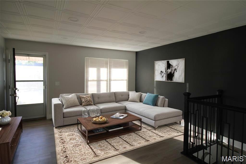 1504 Ticonderoga Drive Property Photo 4