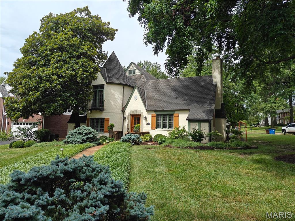 51 Kings Lynn Property Photo 1