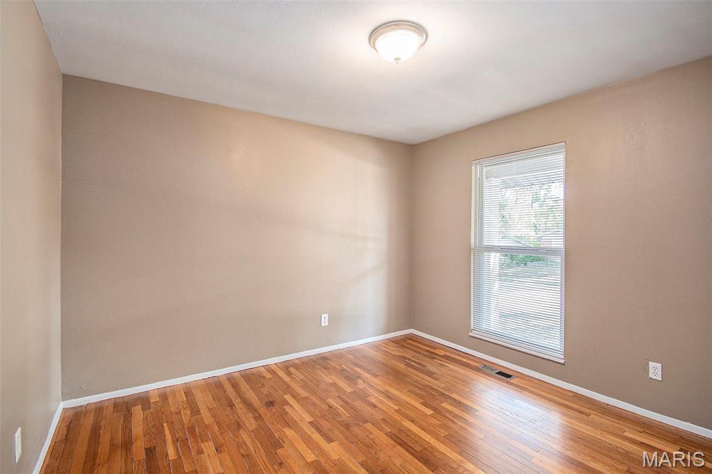 4327 Sulla Drive Property Photo 14