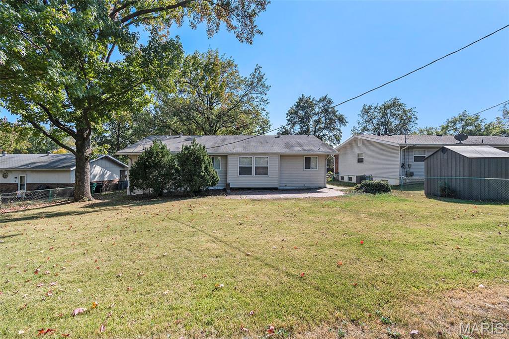 4327 Sulla Drive Property Photo 20