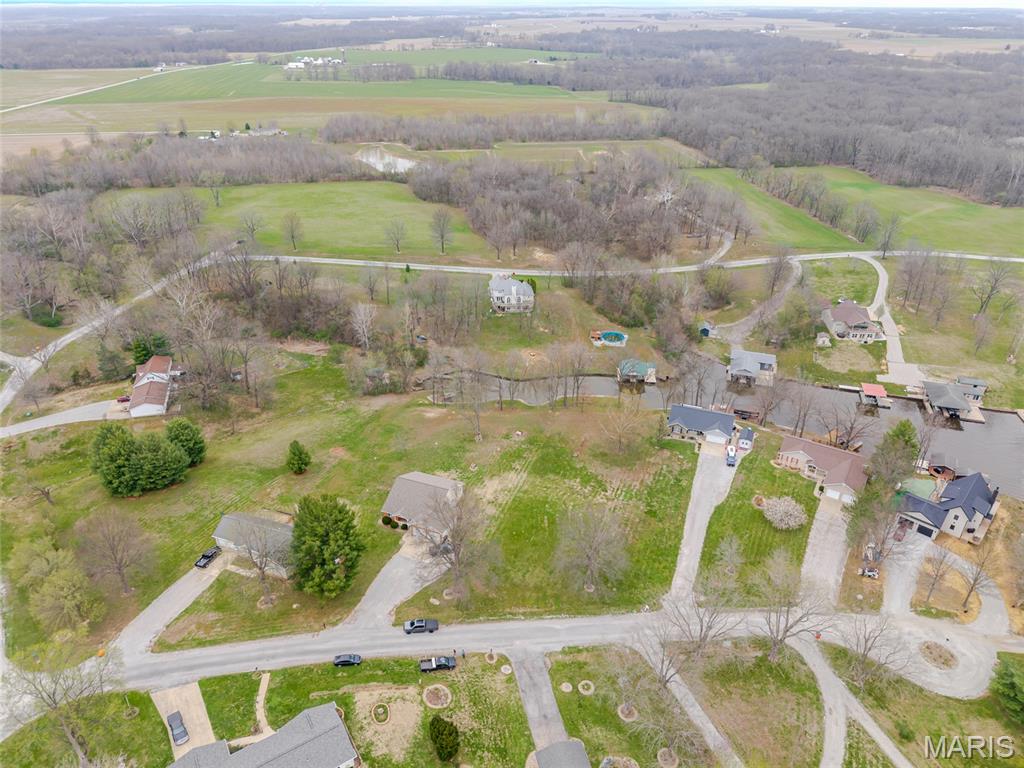 1315 Lakeview Drive Property Photo 7