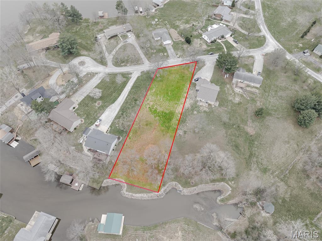 1315 Lakeview Drive Property Photo 9