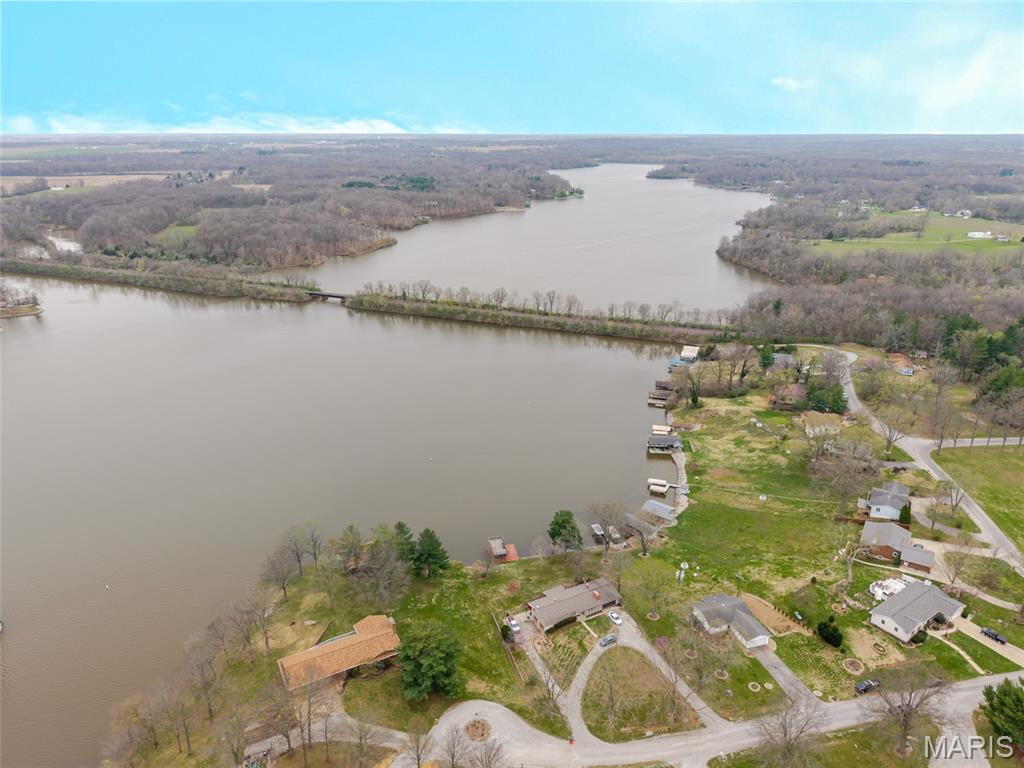 1315 Lakeview Drive Property Photo 11