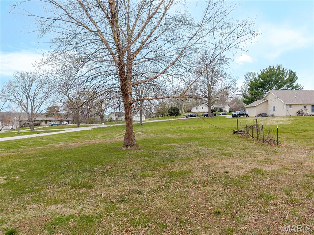 1315 Lakeview Drive Property Photo 20