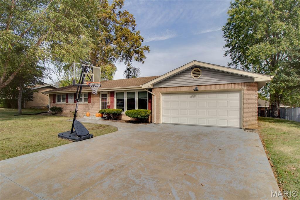 4805 Wick Mor Drive Property Photo 3