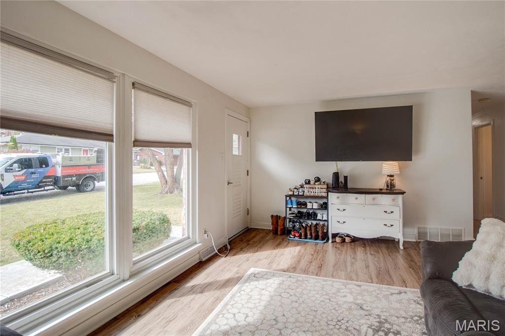 4805 Wick Mor Drive Property Photo 7