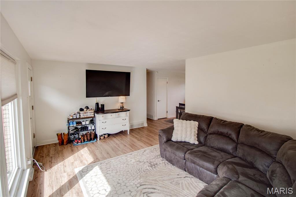 4805 Wick Mor Drive Property Photo 9